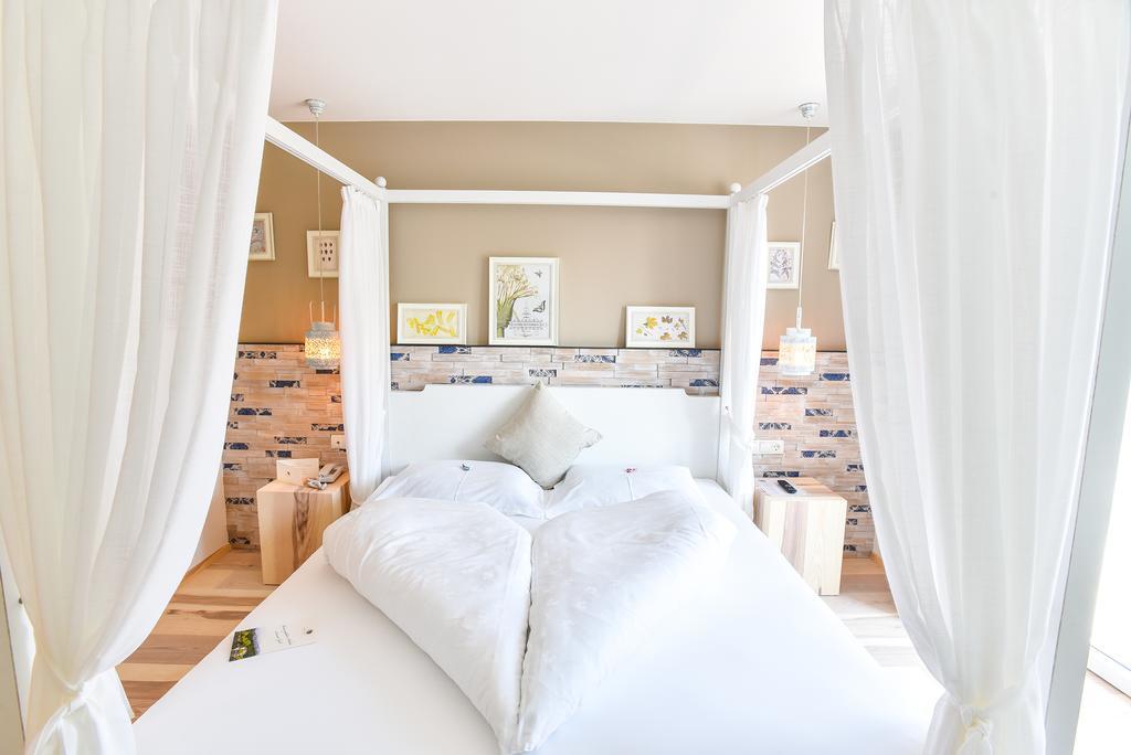 Seehotel Sparer Апиано сула Страда дел Вино Екстериор снимка