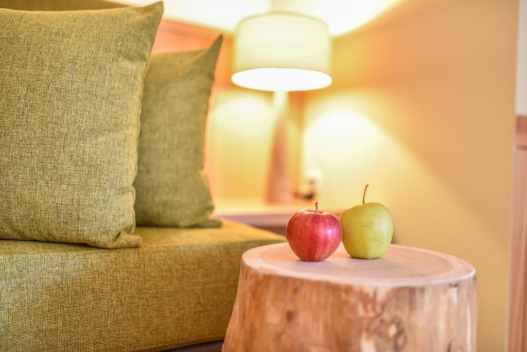 Seehotel Sparer Апиано сула Страда дел Вино Екстериор снимка