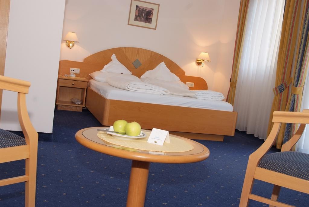 Seehotel Sparer Апиано сула Страда дел Вино Екстериор снимка